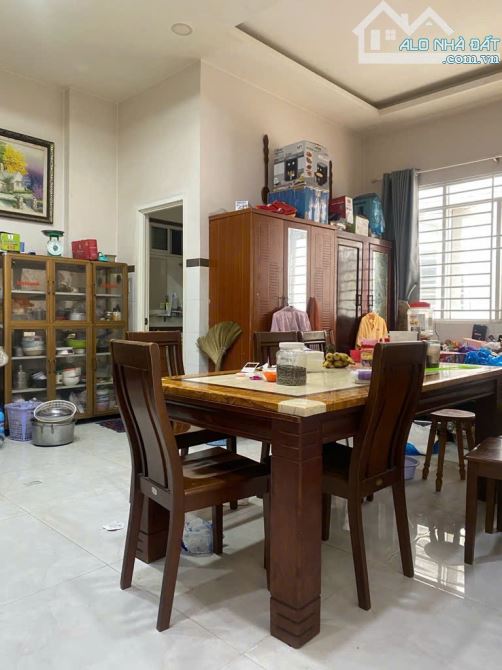 🏡 BÁN BIỆT THỰ SÂN VƯỜN - CHỦ NGỘP BANK - CHỈ 50tr/m2 - HẺM OTO QUAY ĐẦU - NGUYỄN THỊ THẬ - 13
