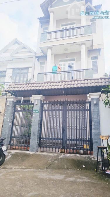 Bán nhà 3 tầng hẻm 1368 Lê Văn Lương. Đt 5.5x16m. giá 6 tỷ - 14