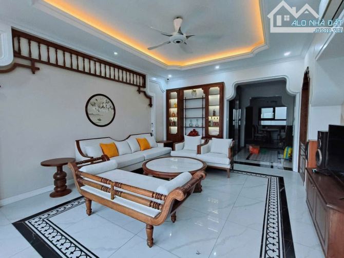 Bá,n Nhà Đẹp Dân Xây Vân Canh - Hoài Đức, 69m2*5Tầng, Thang máy, mặt đường 11m có vỉa hè. - 15