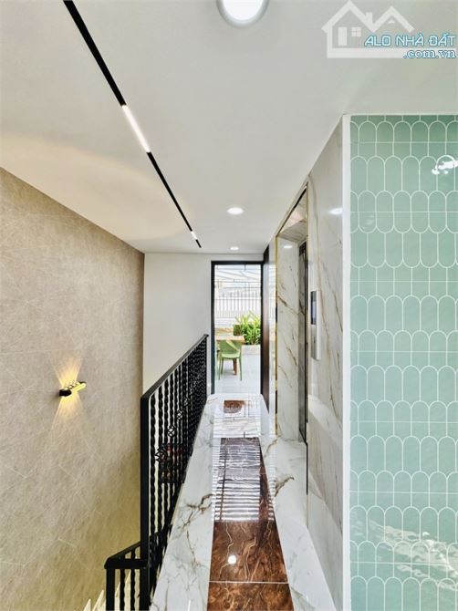 Nhà mới 5 Tầng, Thang máy – Phan Huy Ích, Gò Vấp – View Kênh Tham Lương cực VIP – Chỉ 10.8 - 16