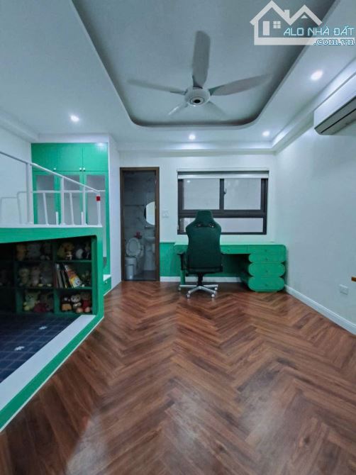 Bá,n Nhà Đẹp Dân Xây Vân Canh - Hoài Đức, 69m2*5Tầng, Thang máy, mặt đường 11m có vỉa hè. - 17