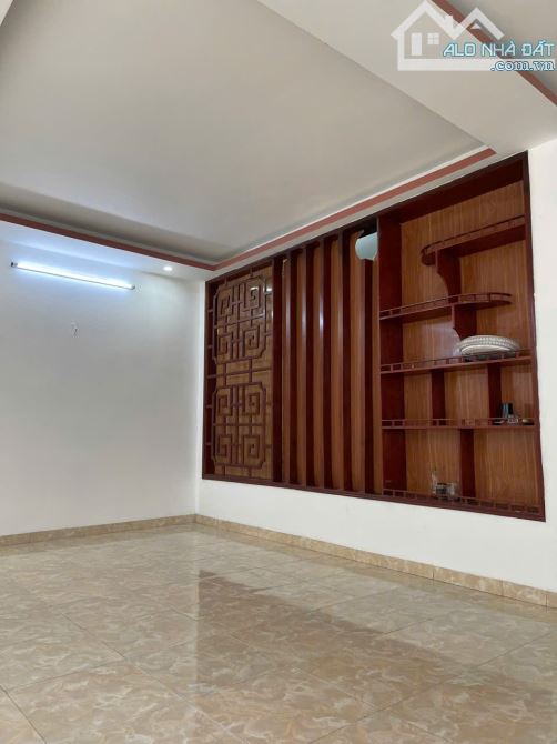 CHÍNH CHỦ BÁN NHÀ MẶT PHỐ HÀNG THAO, 4 TẦNG 175M2 - 18