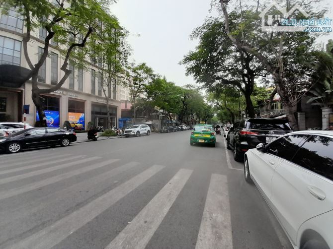 Giá quá rẻ. Mặt phố Phan Chu Trinh - Lãi 634 tỷ - DT 332m2, MT 14.5m. 309 tỷ. Full Thổ Cư - 2