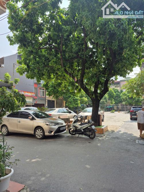 NGÔ QUYỀN LA KHÊ HÀ ĐÔNG NHÀ ĐẸP LÔ GÓC Ô TÔ TRÁNH VIEW SÂN CHƠI THOÁNG MÁT 55m 14.8 TỶ - 2