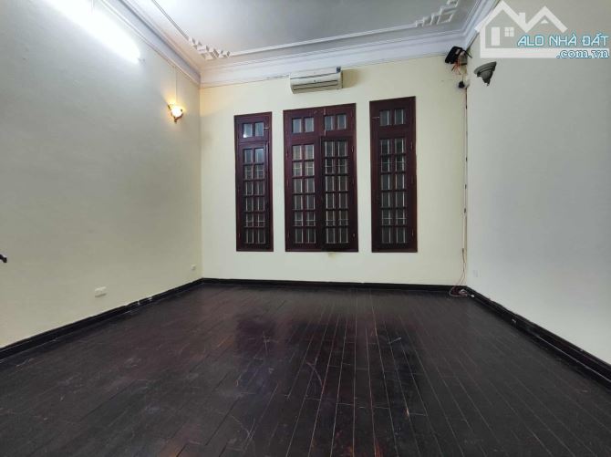 CHO THUÊ NHÀ PHỐ KIM MÃ, BA ĐÌNH, MẶT NGÕ Ô TÔ TRÁNH, GẦN PHỐ, Ở, SPA, NHÀ TRẺ, VĂN PHÒNG - 2