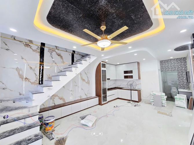 Bán nhà 1 trệt 1 lầu sổ riêng thổ cư p. Tân Biên - 3
