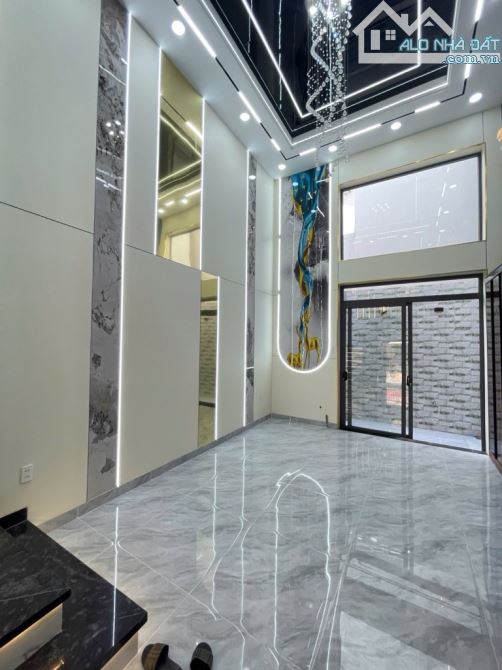SIÊU PHẨM 5 TẦNG,TÂN HÒA ĐÔNG,GIÁP Q6,70M2(4×17)M2,5PN - FULL NỘI THẤT - HẺM XE TẢI - 3