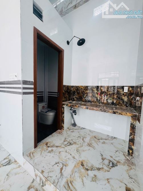 Minihouse cao cấp mặt tiền Hồ Bún Xáng - 2