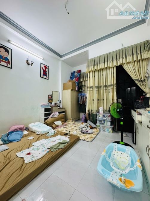 HẺM 1 TRỤC - SÁT MT - HOÀNG HOA THÁM - P5 BÌNH THẠNH - NHÀ 4 TẦNG - 33M2 - CHỈ 6.99T TL - 2