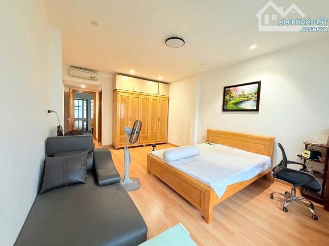 Bán nhà hẻm xe hơi gần Phan Đăng Lưu, Phú Nhuận, 3 Tầng, 98m2, nở hậu, gần MT, 12.x Tỷ - 3
