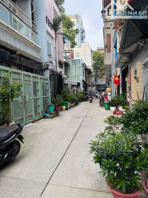 Bán nhà HXH Kinh doanh - 6.1x23m (110m2) Vuông A4 - 4 tầng - Lê Hồng Phong (đoạn đẹp) - 2