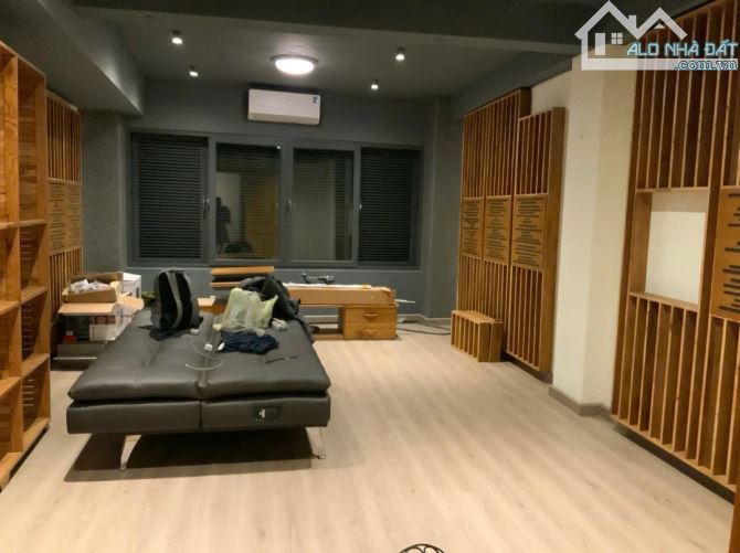🚨 CHÁY HÀNG – NHÀ 4 TẦNG GIÁ TỐT TT HẢI CHÂU – 1 PHÚT RA SÔNG NGẮM CẦU RỒNG- Thuê 50tr/T - 2