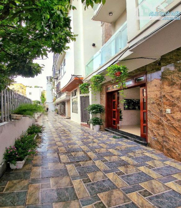 LONG BIÊN - GIA LÂM - NHÀ MỚI SẴN Ở NGAY - FULL NỘI THẤT - VIEW THOÁNG - 3 BƯỚC Ô TÔ. - 2