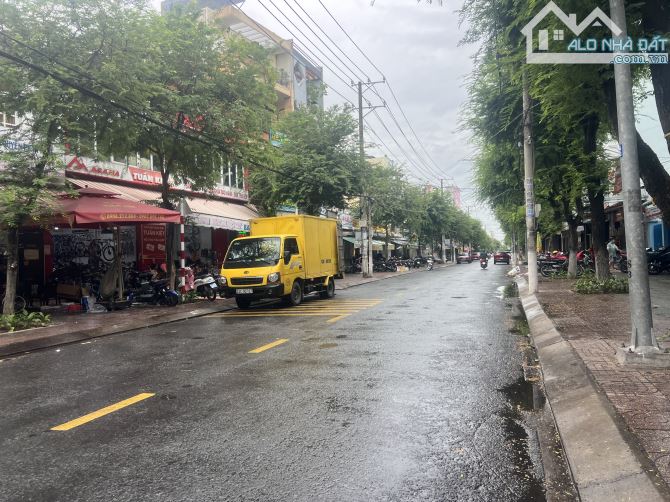 Bán nhà 1 trệt 1 lầu đang cho thuê mặt tiền đuờng Ngô Quyền,phuờng 1 tp Mỹ Tho - 2