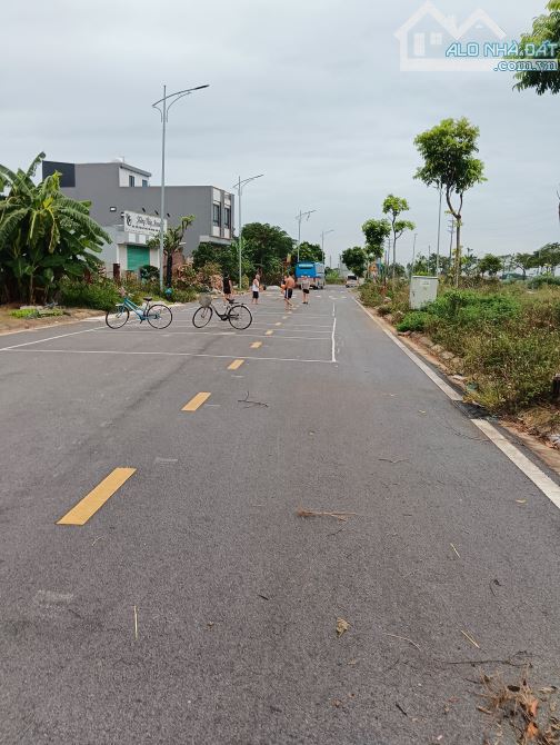 Bán Đất - khu Đấu Giá CN2 - Hương Đình(Sóc Sơn) - 71M2 - 4,1Tỷ - 2