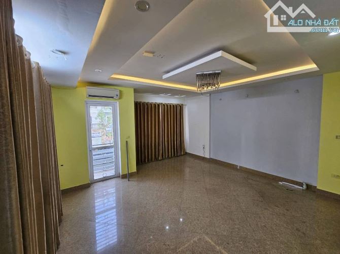 NHÀ ĐẸP LÔ GÓC KHU ĐÔ THỊ VĂN KHÊ - 2
