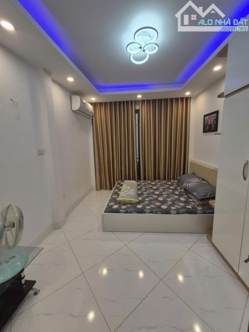 Nhà Phố Hồng mai, ngõ ba gác tránh, gần ô tô đỗ 25m2x 6T - 2