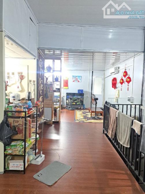Cực hiếm Nguyễn Khoái – Bán đất tặng nhà 3 tầng, 74m² MT 5m giá chỉ 8 tỷ - 2