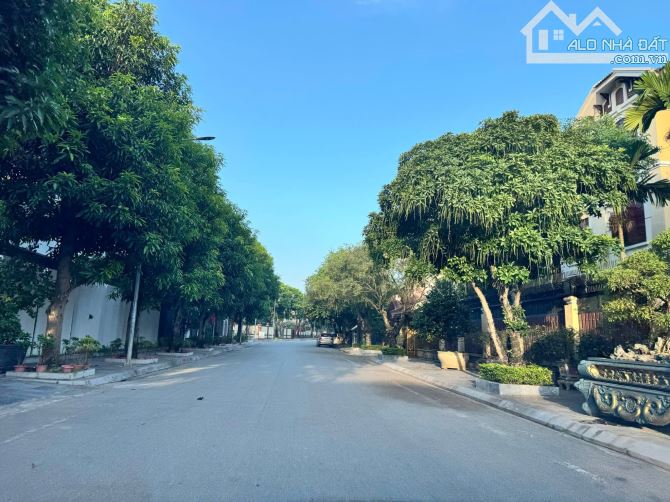 BÁN ĐẤT NỀN THỔ CƯ DT 156M, 2,8 TỶ. - 2