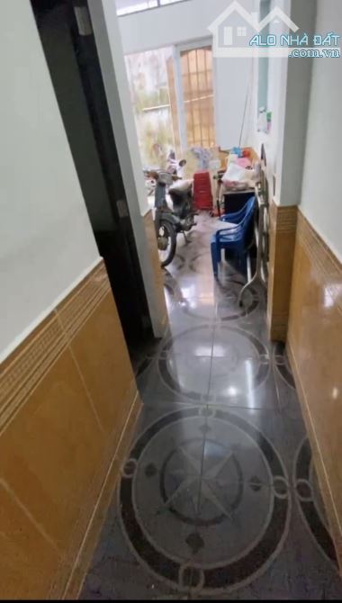 Nhà Kiệt gần đường Núi Thành Đại Học Đông Á, 45m2, lửng đúc, 2.x tỷ - 2