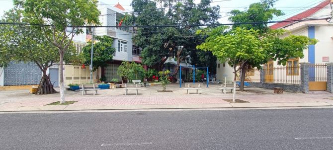 Đất mặt tiền Nguyễn lộ trạch ngang 5m - 2