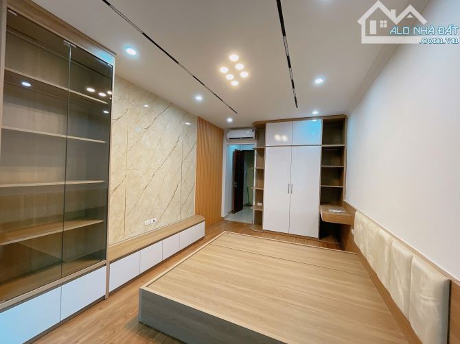 Bán nhà 35m2, thang máy, ô tô đỗ cửa, Xuân Phương, Năm Từ Liêm - 2