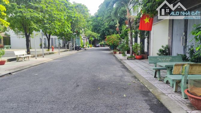Biệt thự mini,  nguyễn văn quá 150m2,  trệt 2 lầu,  KDC hiện  chỉ 14.5T - 2