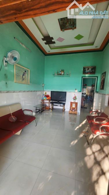 Bán căn cấp 4 122m2 ở Tân Thới Nhì Hóc Môn giá 995 triệu SHR - 2