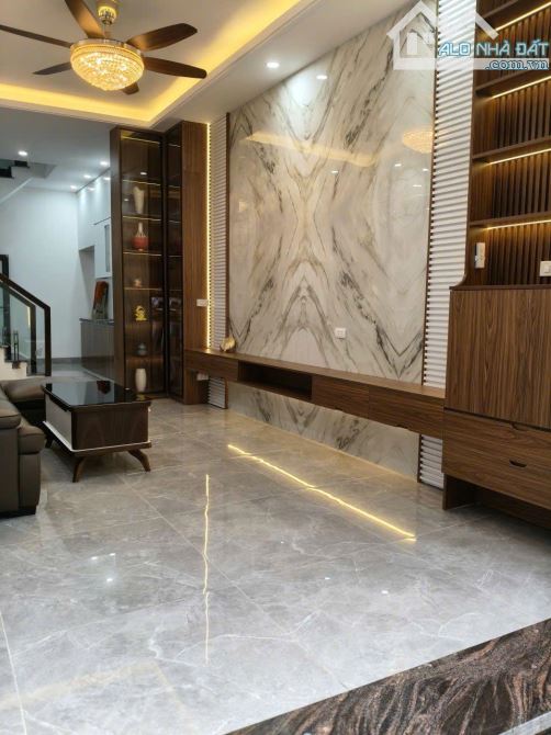 BÁN NHÀ PHÚ DIỄN – NGÕ Ô TÔ – VỊ TRÍ VÀNG SÁT CẠNH MỸ ĐÌNH, GẦN HỒ ĐIỀU HÒA, TRƯỜNG HỌC - 2