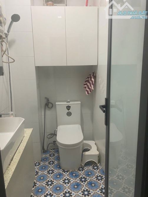 🌹🌹MẶT TIỀN CMT8, 42m2, 4 TẦNG, 4 PN, NGANG LỚN TRÊN 5m. GIÁ: 8,6 TỶ🌹🌹 - 2