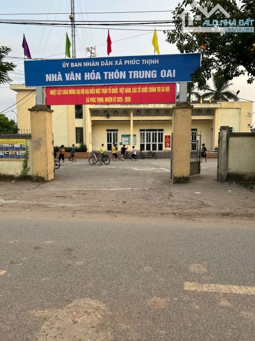Rẻ nhất thị trường! Lô đất Bìa làng Trung Oai, Tiên Dương: 80M2, MT 4.4, Đường 4m, Giá DT - 2