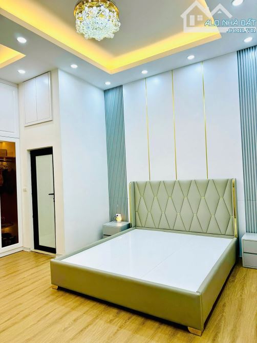 Bán nhà riêng phố Đặng Tiến Đông, Đống Đa, 45m2, 6 tầng ngõ thông, 20m ra ô tô, full nội t - 2