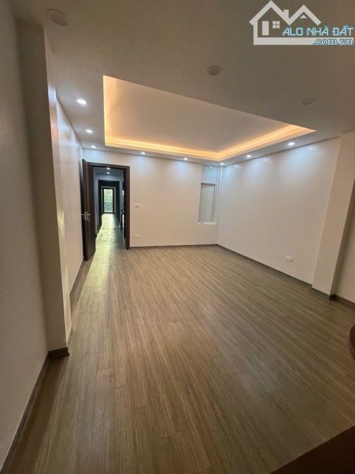 BÁN NHÀ PHỐ LÊ TRỌNG TẤN HÀ ĐÔNG_PHÂN LÔ VỈA HÈ, 5 TẦNG DÂN XÂY ĐẸP_TIỆN ÍCH KHU PARKCITY - 2