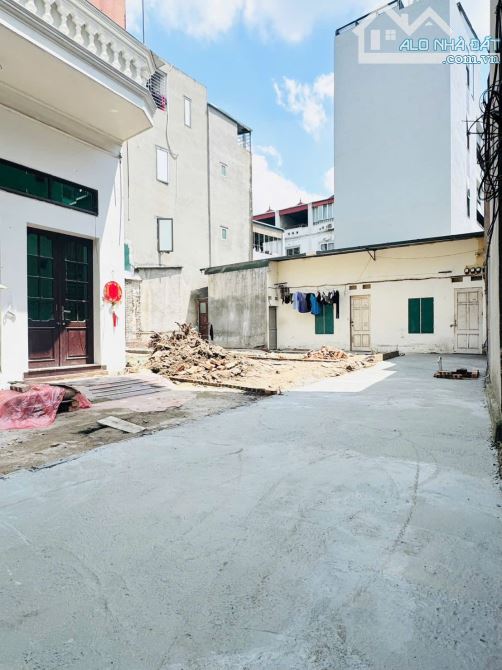 E MỞ BÁN 3 LÔ ĐẤT PHỐ GIA QUẤT PHƯỜNG BỒ ĐỀ LONG BIÊN HÀ NỘI 💥💥💥  -✅LÔ 1: 55,2M2 MẶT TI - 2