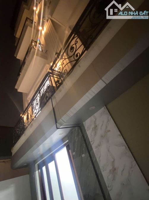 Nhà mới ngõ 48 Ngọc Trì Long Biên, 5 tầng, 31m2, MT 4m, ngõ riêng chỉ 2 nhà 6,4 tỷ - 2