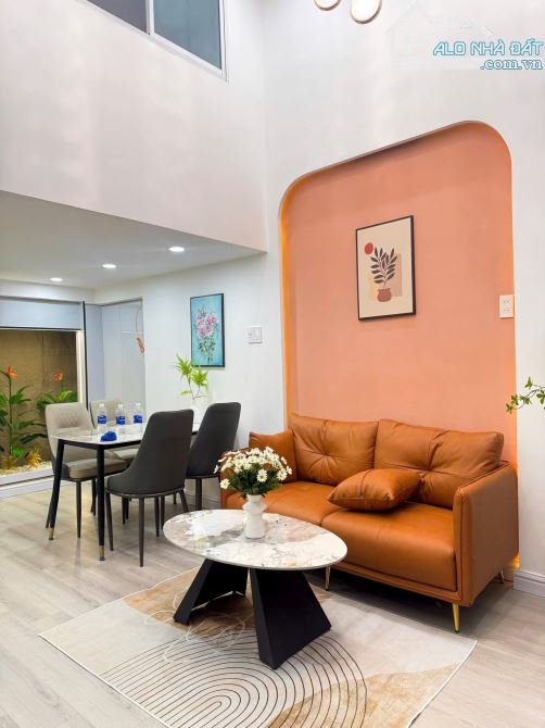 Nhà 2,5 tầng full nội thất cách đường chỉ vài bước chân kiệt Hàn Mặc Tử - 2