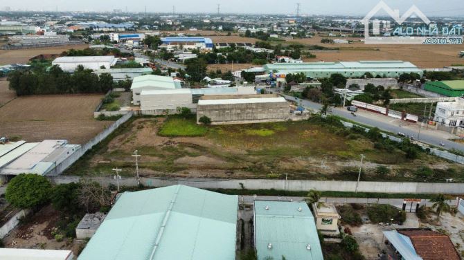 Cho thuê đất trống, kho mái che tiền chế 9m , Nguyễn Hữu Trí , Long An - 2