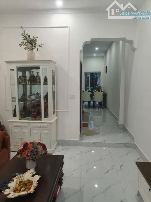 BÁN NHÀ LỆNH CƯ ✅ ĐỐNG ĐA ✅ 126M2 x 3 TẦNG x 21.5 TỶ - 2