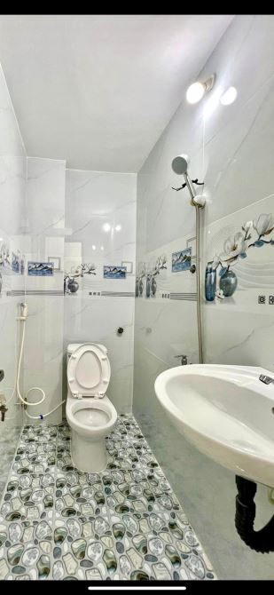 Nhà 1 mê sau 1 căn mặt tiền, đường nguyễn thái học, quy nhơn - 2