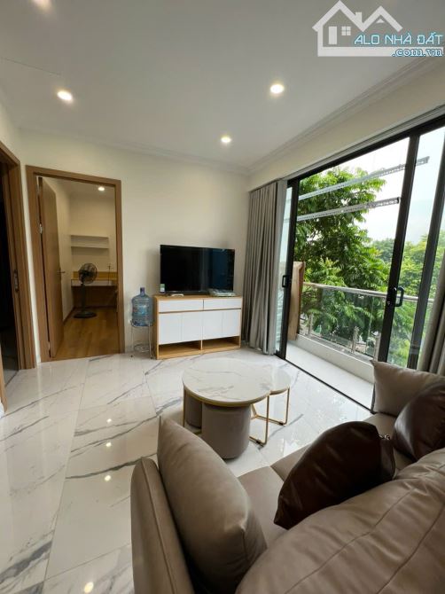 Cho thuê căn hộ 1 ngủ tách bếp giá 7.5tr tại KĐT Waterfront - 2