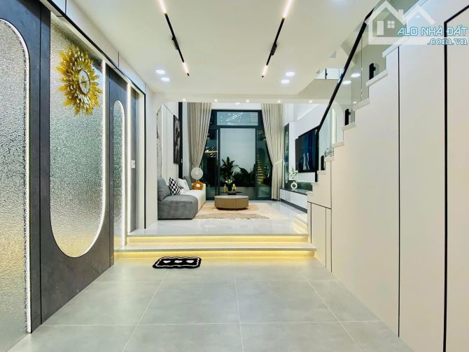 Bán nhà 59m2 Dương Quảng Hàm, Gò Vấp hẻm 5m, sổ riêng. Có dòng tiền 15tr/tháng - 2