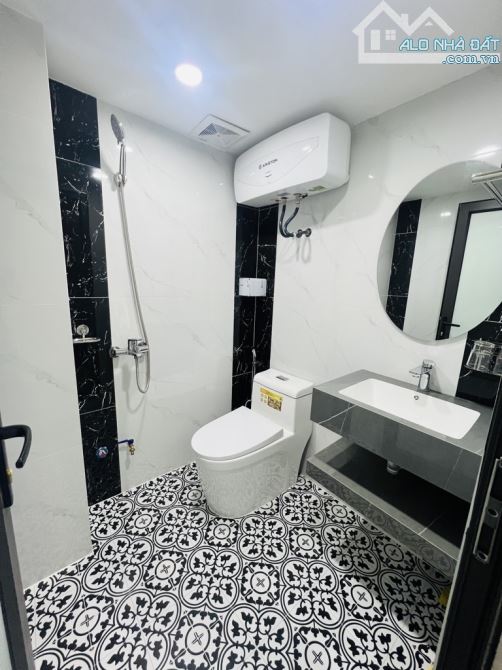 TRƯỜNG CHINH - TRUNG TÂM ĐỐNG ĐA - FULL NỘI THẤT  - 33M2 X 6 TẦNG - 2