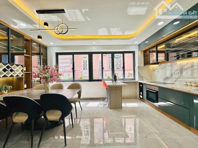 Bán Nhà Trần Thái Tông 36m,5 Tầng , Ngõ Rộng 3m5, Dân Xây , Cách 30m Ra Ô Tô , Sát Phố - 2