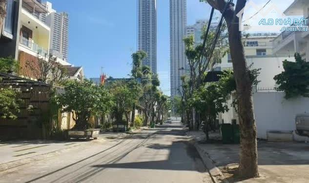 GẦN BIỂN! BÁN BIỆT THỰ 3 TẦNG 300M2 – 44,99 TỶ - MT NGUYỄN CAO LUYỆN - Q. SƠN TRÀ - 2