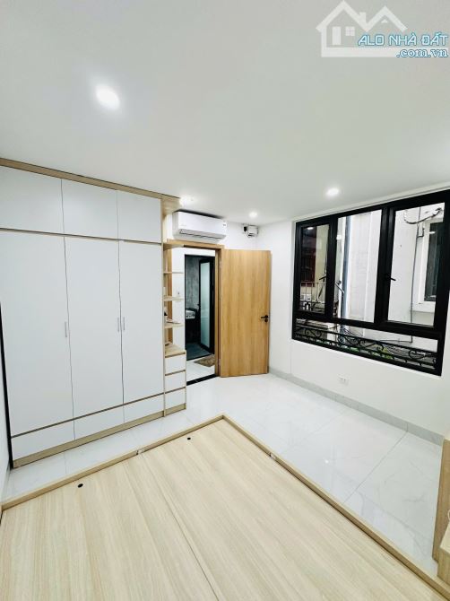 Vừa Đẹp Vừa Hiếm - Siêu Phẩm 5 Tầng Cầu Giấy - Ngõ Thông Nông - Ba Gác Đỗ Cửa - 2