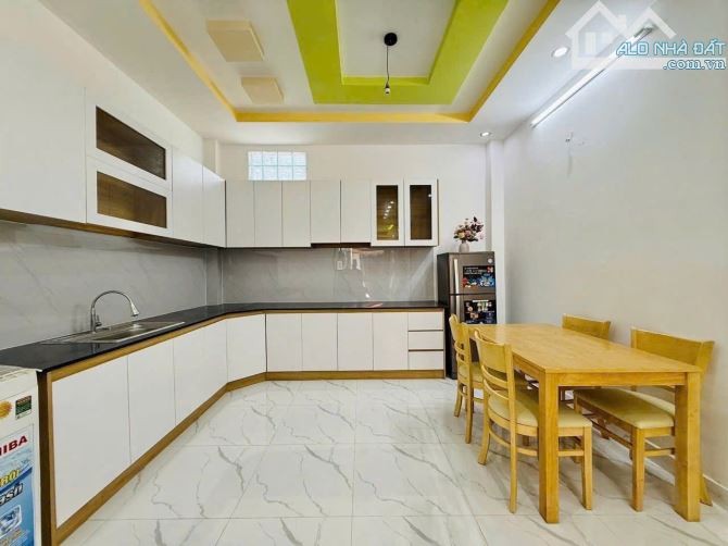 Gần Lotte Mart Gò Vấp. Diện tích 53.3m² Nguyễn Văn Lượng xây 3 tầng. Hẻm oto, sổ sẵn - 2