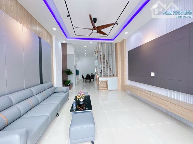 Bán nhà 1 trệt 2 lầu trong quân đoàn 4 p. Tân Phong - 2