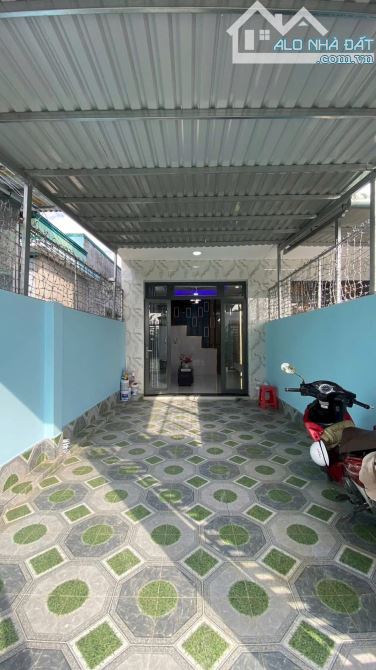 Nhà 1 Lầu Mặt Tiền Đường Tập Đoàn 4, 3 Phòng Ngủ, Đường Xe Tải Tới Nhà. Thông Nhiều Hướng - 2