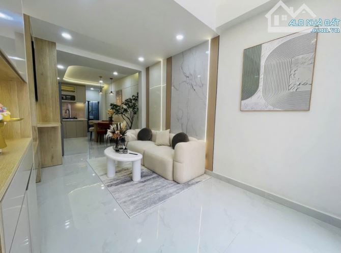 BÁN NHÀ ĐƯỜNG 6M NGAY CƯ XÁ ĐÔ THÀNH QUẬN 3, ĐƯỜNG NGUYỄN HIỀN - GIẢM SÂU CÒN 5TỶ990. SHR - 2