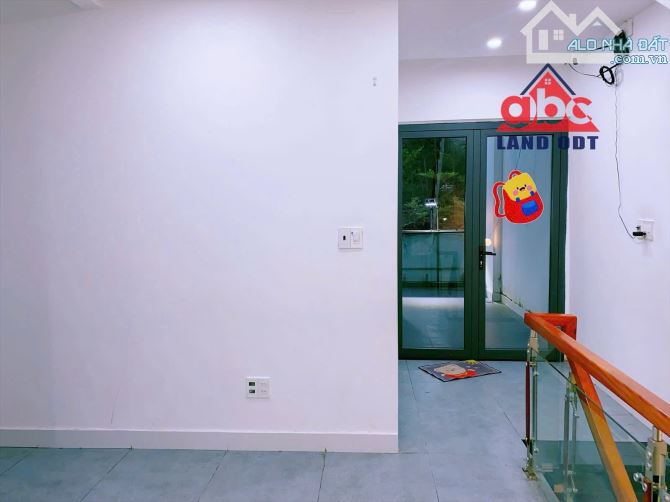 NP071 ➡️ Hạ 300tr còn 8ty6 nhà 2 Lầu mặt tiền Nguyễn Bảo Đức khu vip Sunshine KDC Long Châ - 2